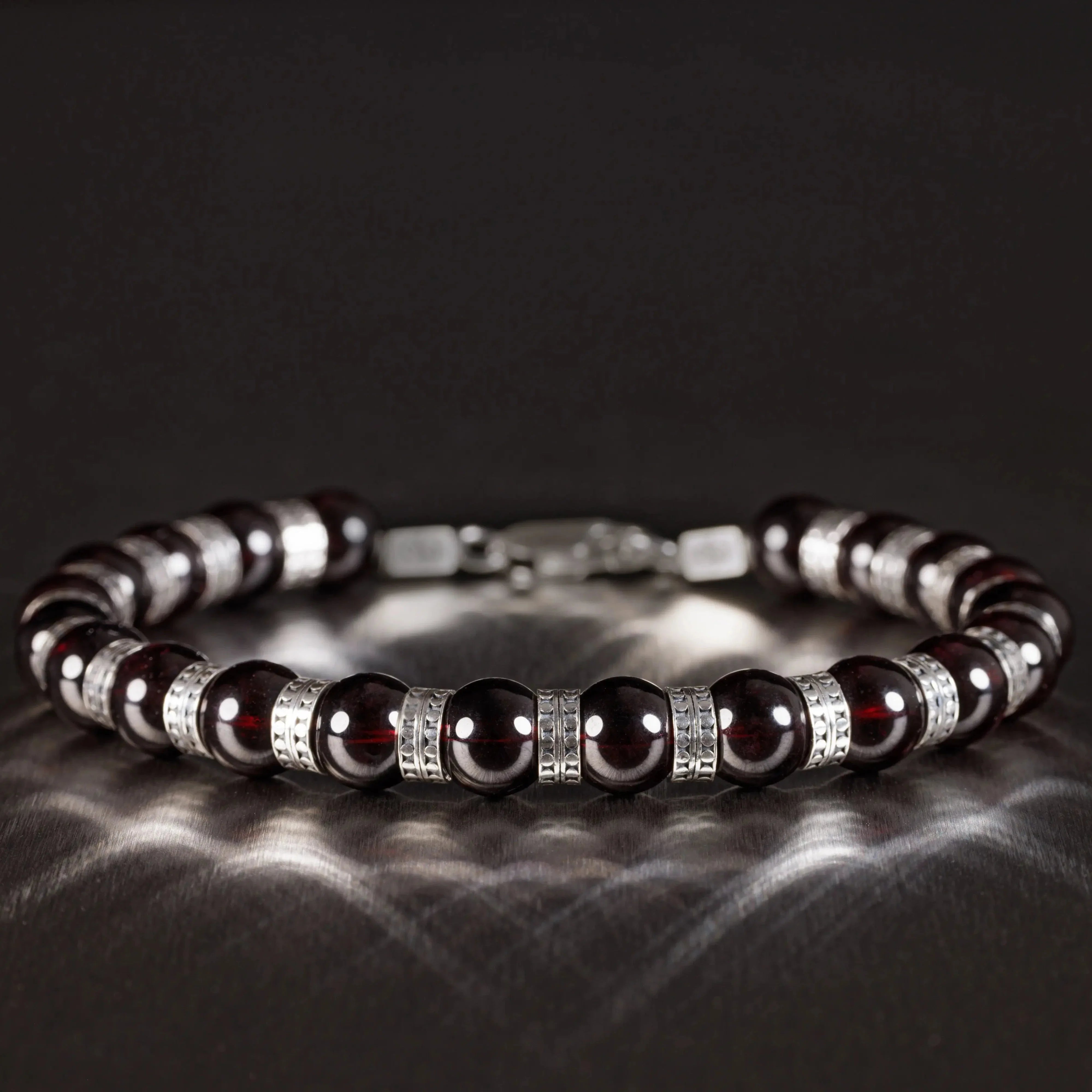 Dark Red Garnet I (8mm)