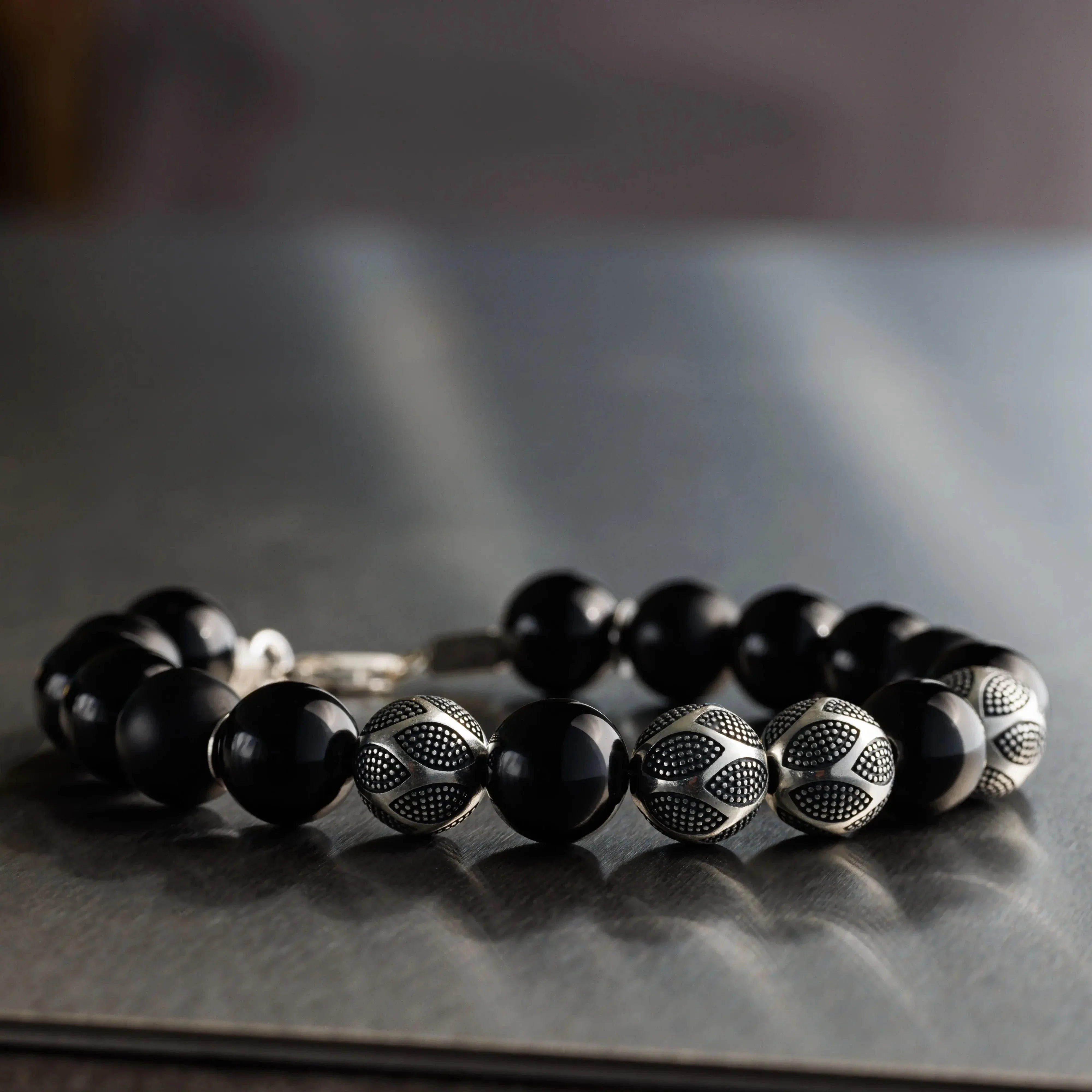 Mixed Black Nascor Bracelet I (10mm)