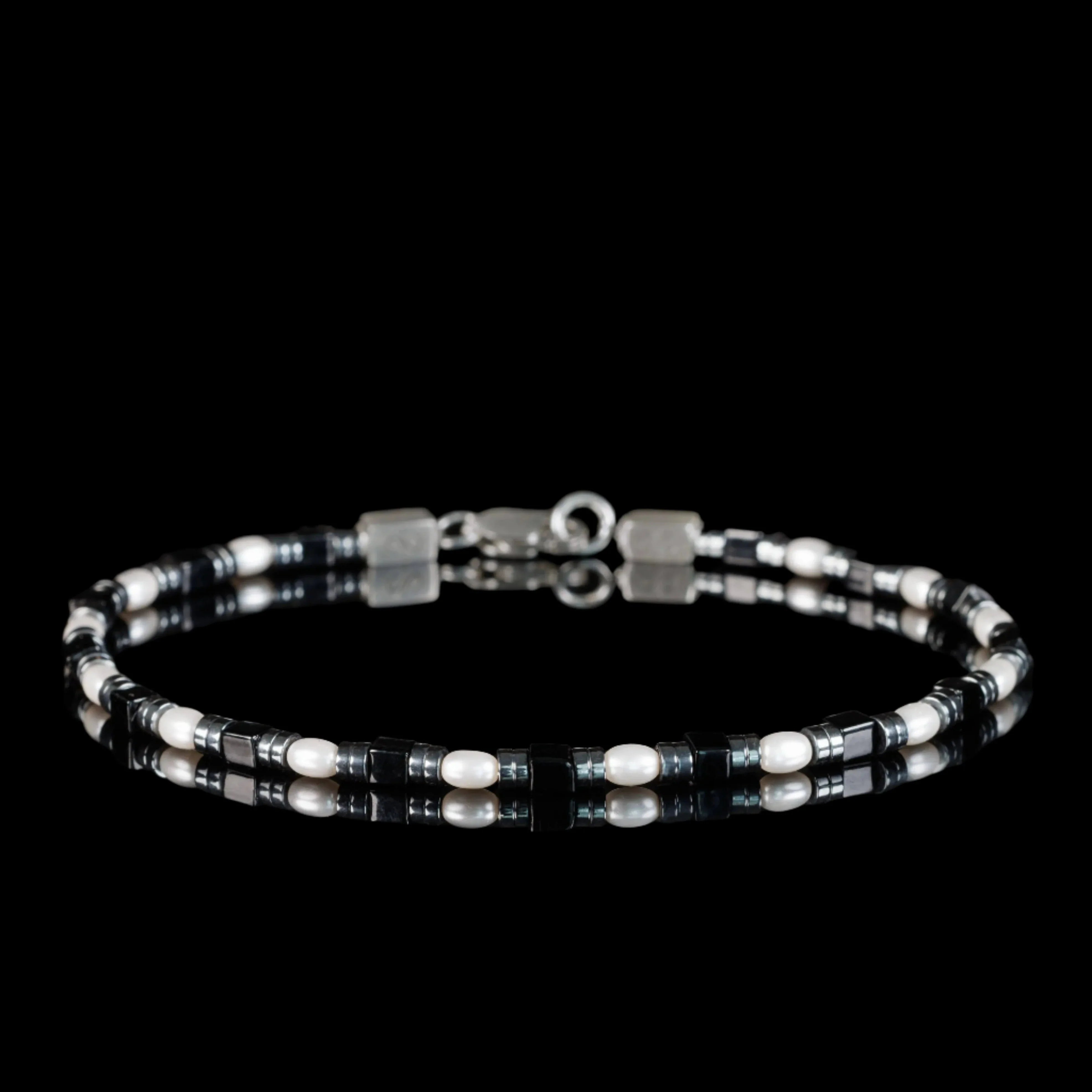 White Pearl - Black Bracelet II (3mm)