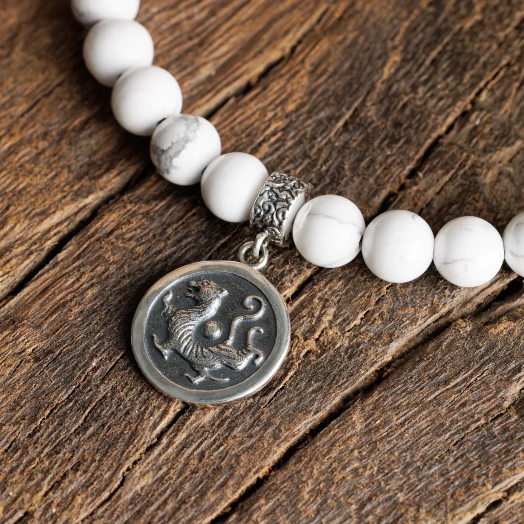 Howlite - White Tiger Bracelet (6mm)